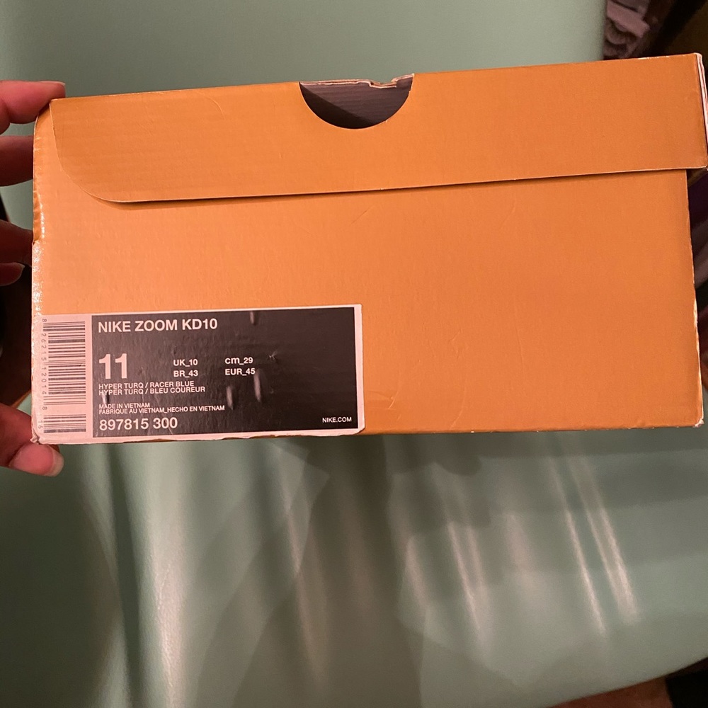 Shoes by Kevin Durant Nike zooms kd10